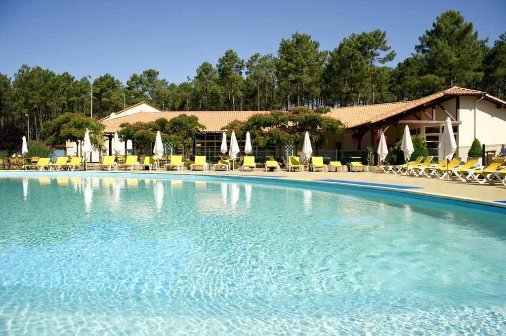 Village Vacances Le Lac Marin Сустон Экстерьер фото