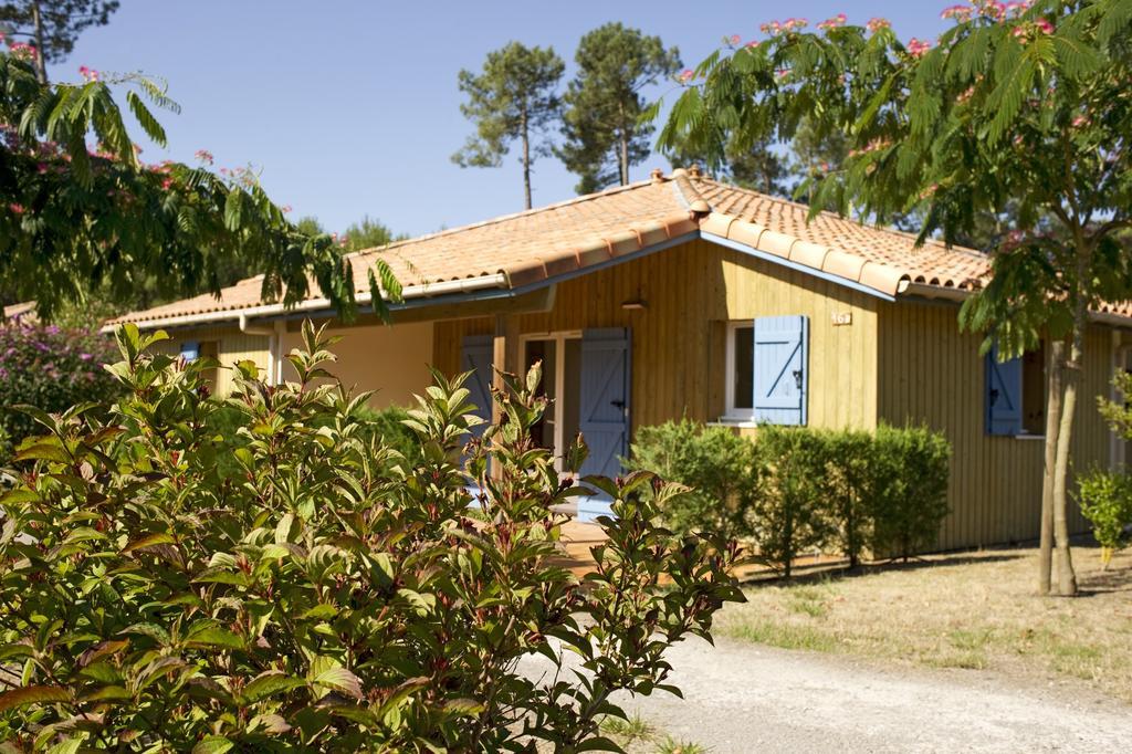 Village Vacances Le Lac Marin Сустон Экстерьер фото